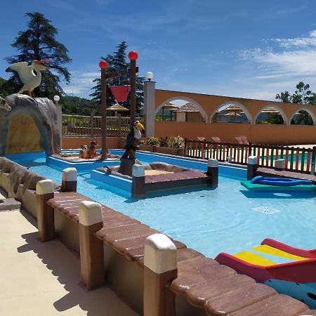 Camping Domaine De Senaud Albon المظهر الخارجي الصورة