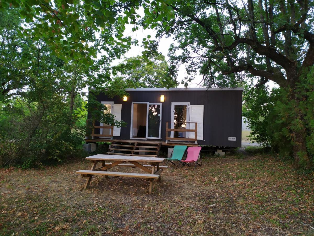 Camping Domaine De Senaud Albon المظهر الخارجي الصورة