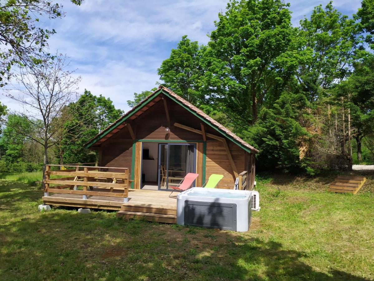 Camping Domaine De Senaud Albon المظهر الخارجي الصورة