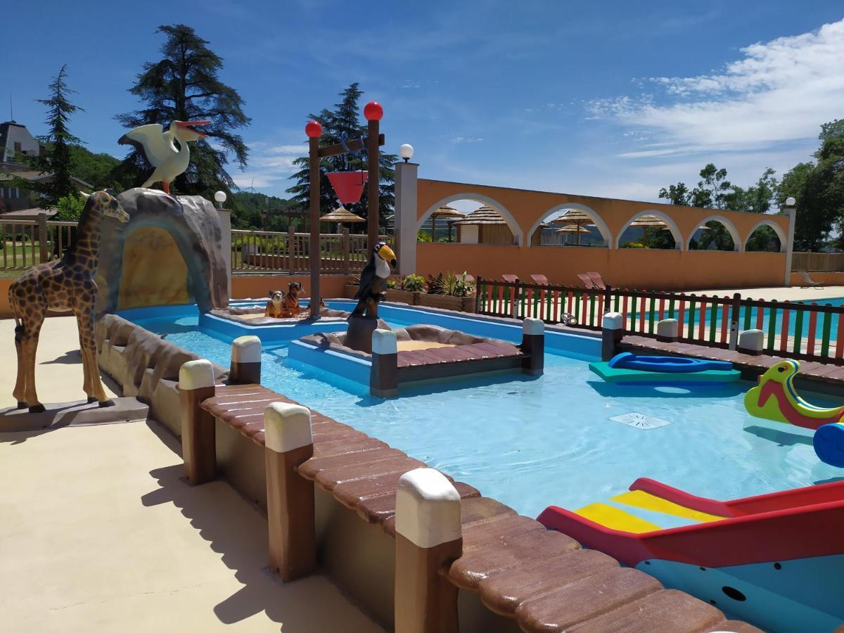 Camping Domaine De Senaud Albon المظهر الخارجي الصورة