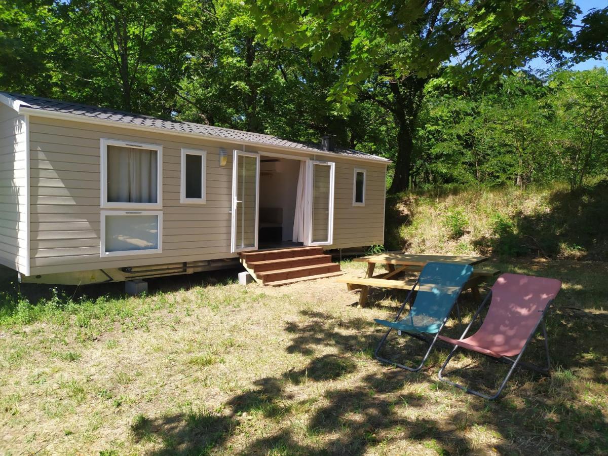 Camping Domaine De Senaud Albon المظهر الخارجي الصورة