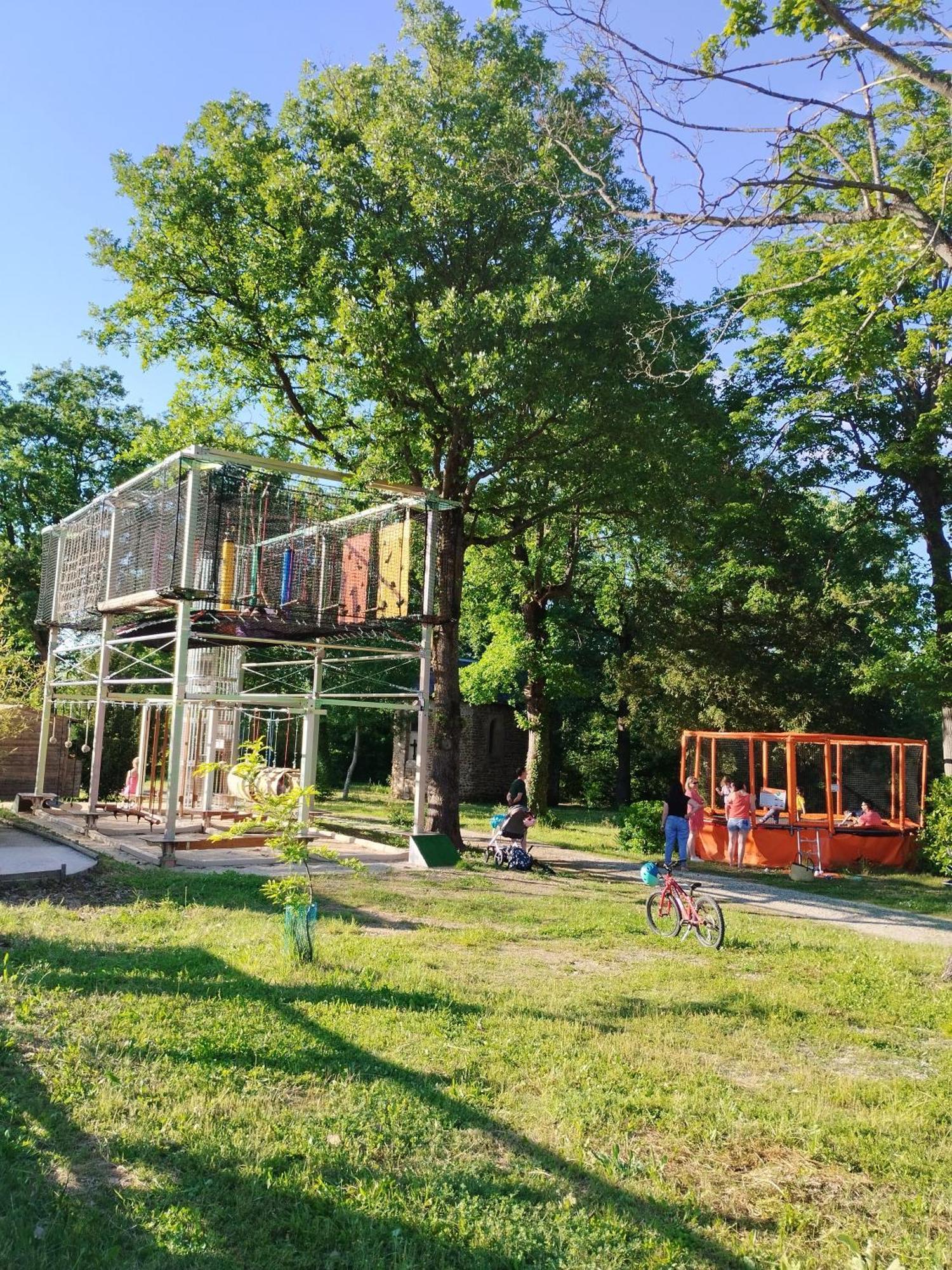 Camping Domaine De Senaud Albon المظهر الخارجي الصورة