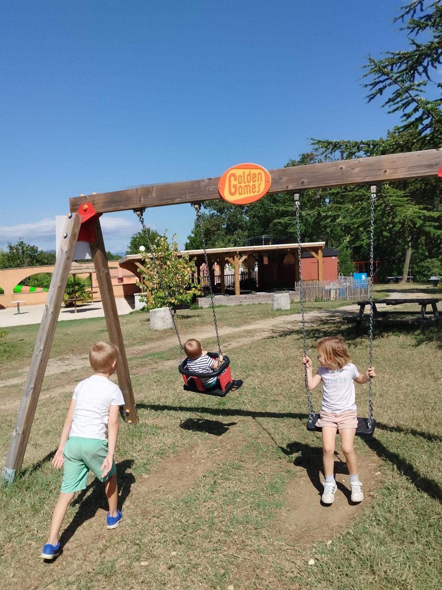 Camping Domaine De Senaud Albon المظهر الخارجي الصورة