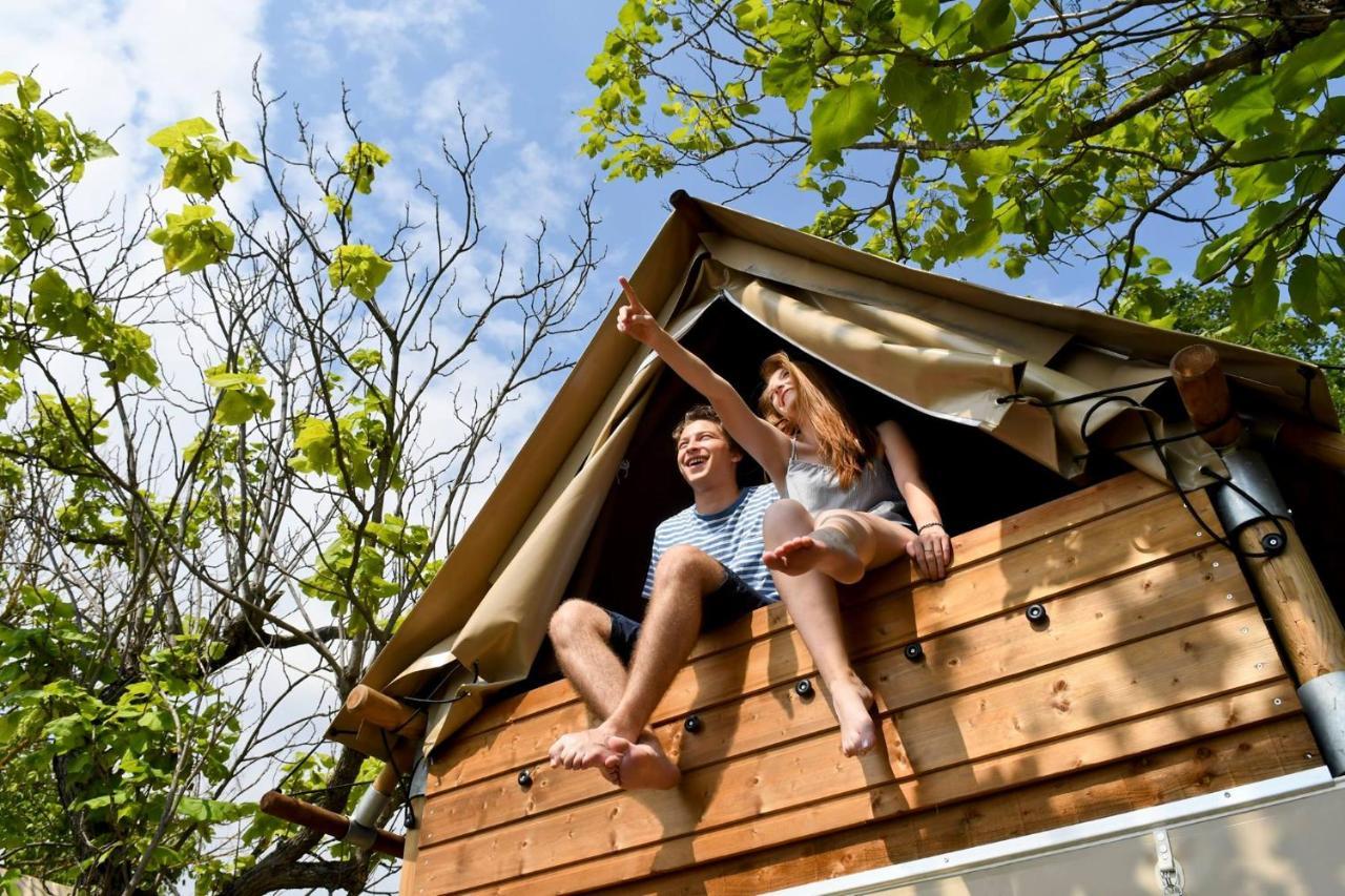 Camping Domaine De Senaud Albon المظهر الخارجي الصورة