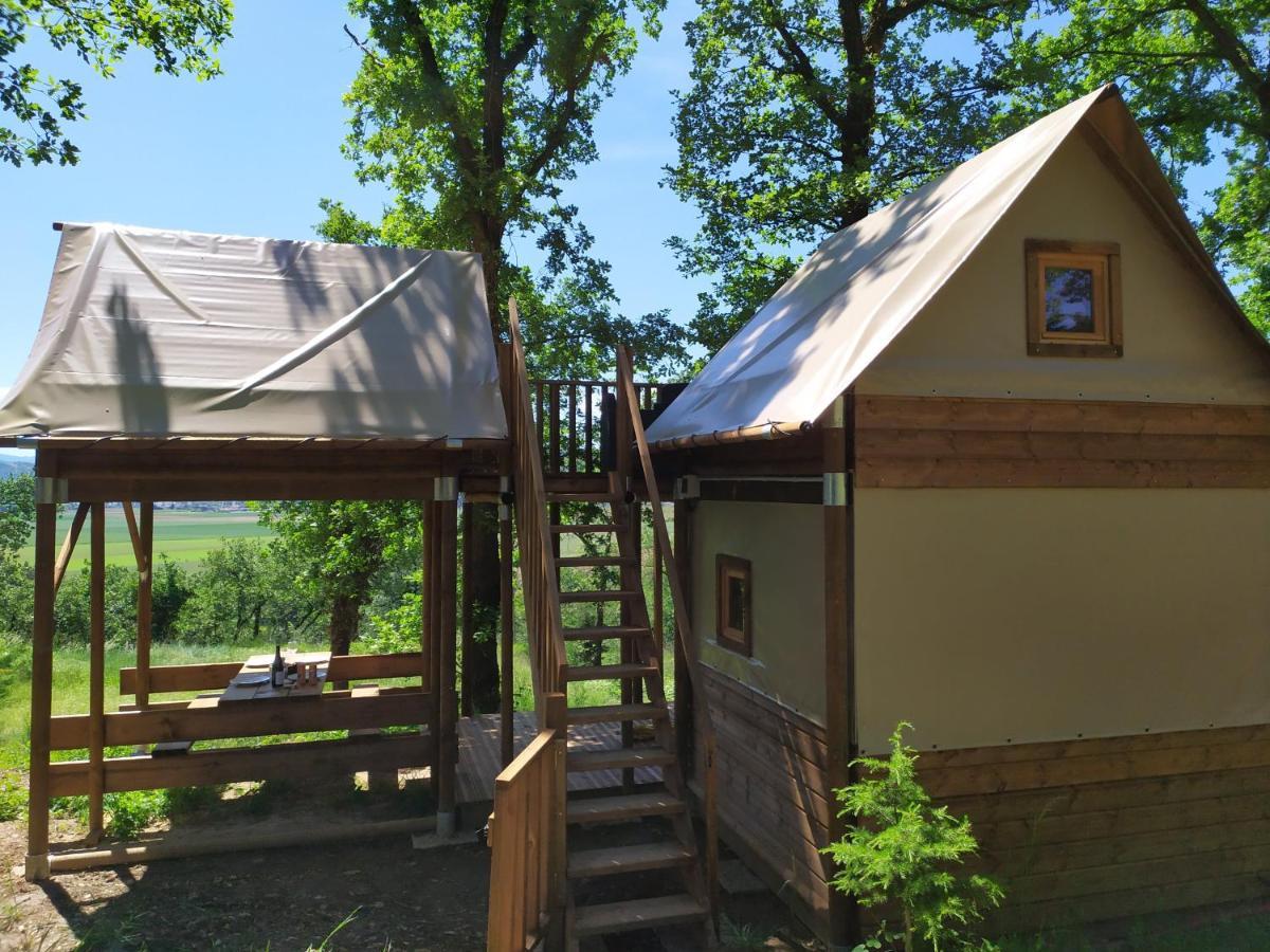 Camping Domaine De Senaud Albon المظهر الخارجي الصورة
